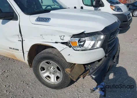 2020 Ram 1500 Tradesman 4X2 6'4 Box z USA, uszkodzony, nr VIN 1C6RRECT5LN421386